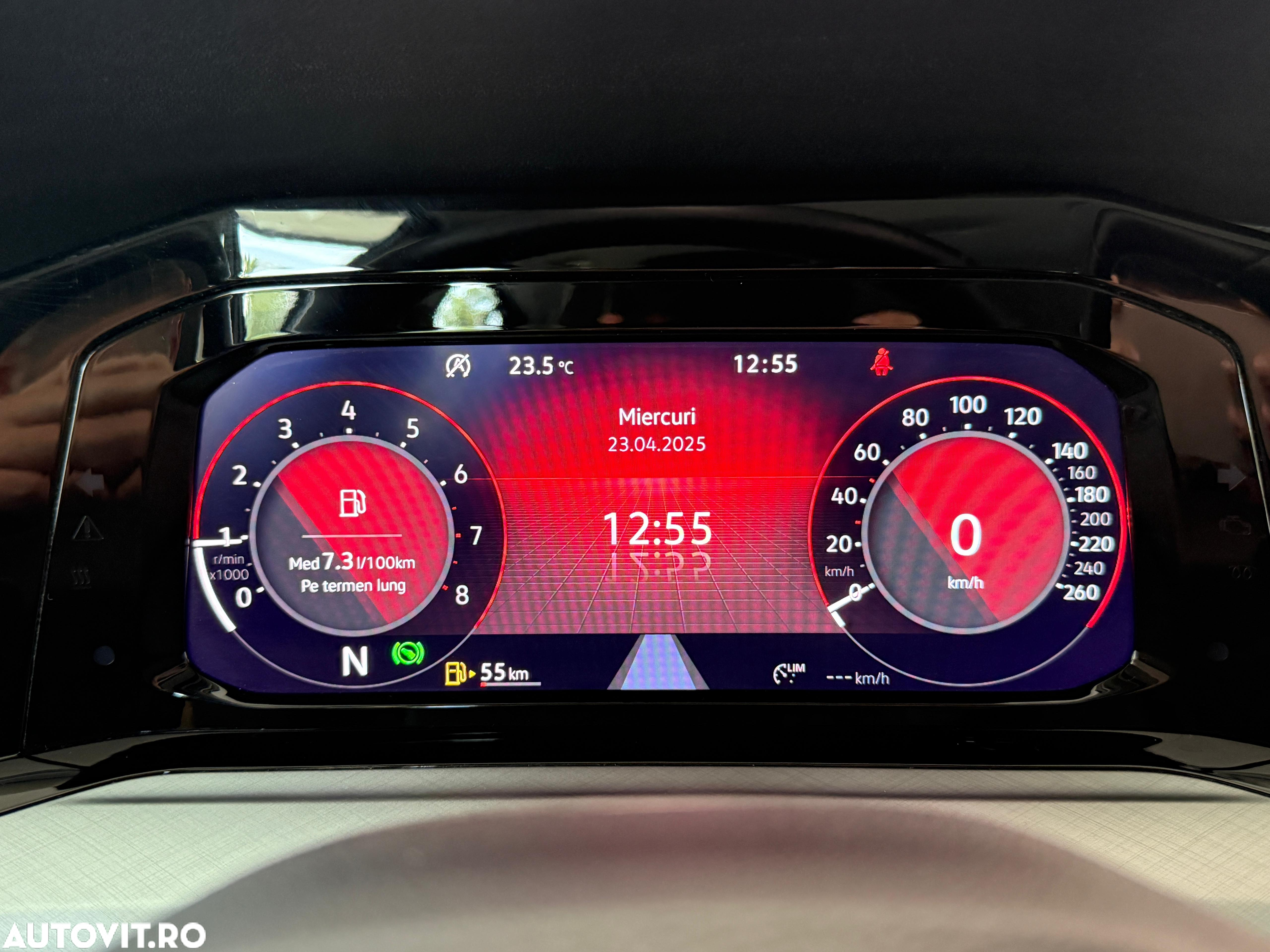 Volkswagen Golf 1.5 eTSI ACT DSG MHEV Life - 2