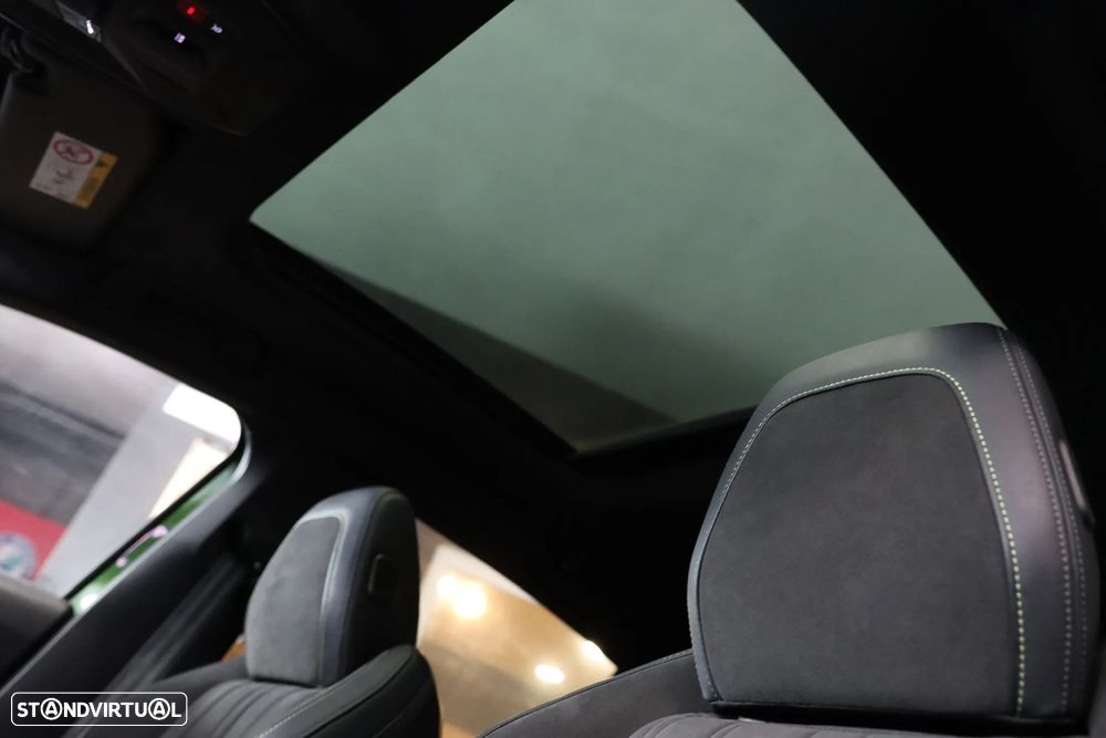 Peugeot 308 225 e-EAT8 GT - 19