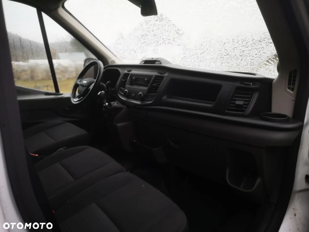 Ford Transit - 23