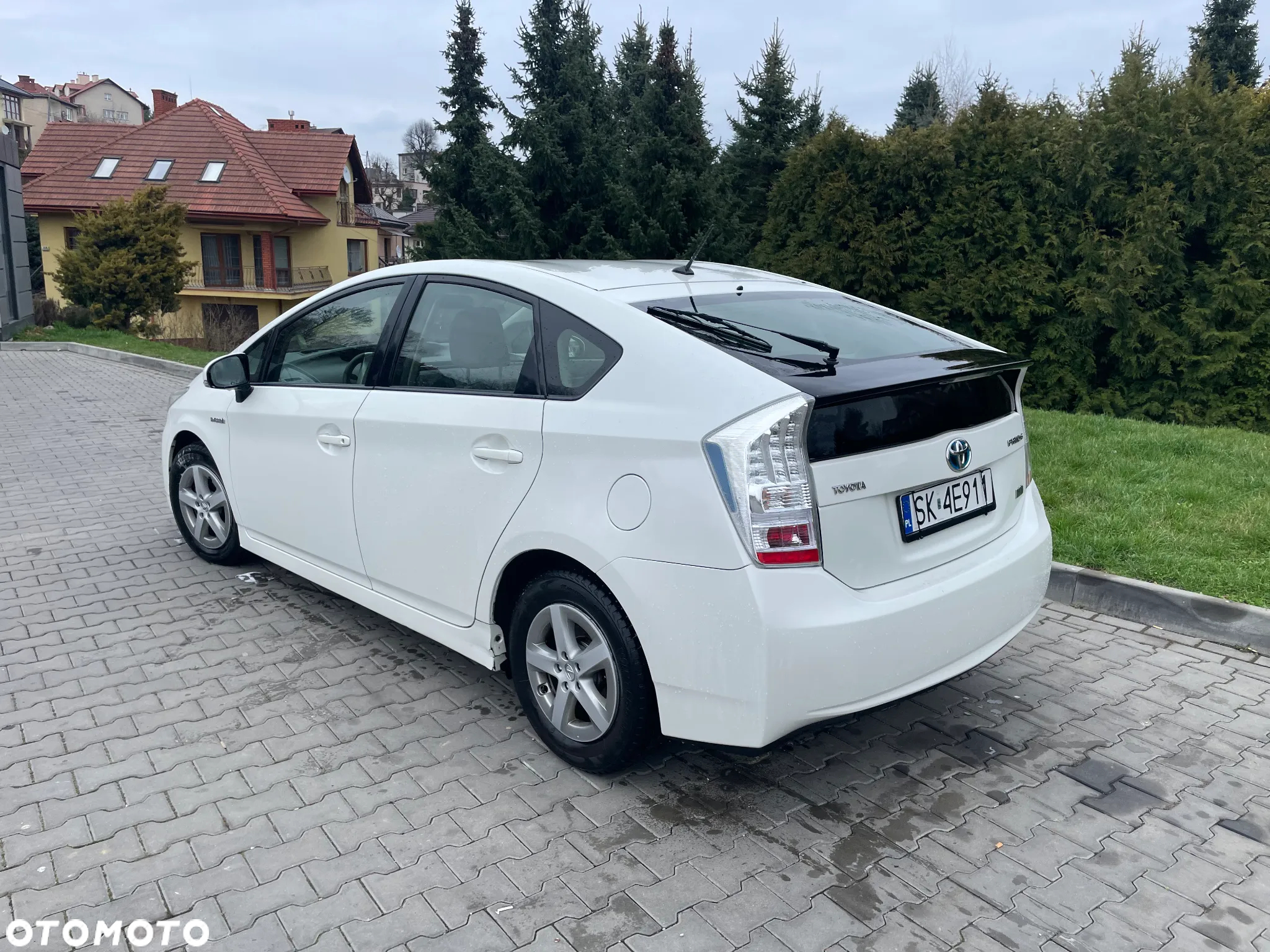 Toyota Prius - 3