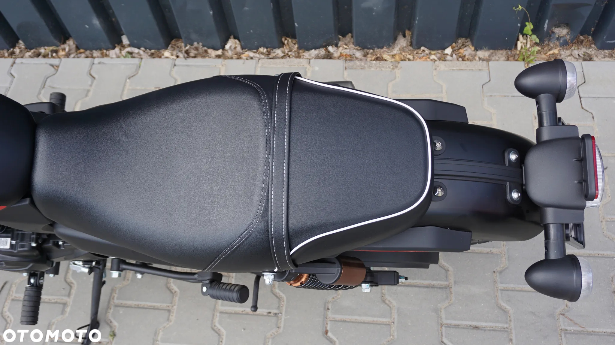 Junak M12 - 9