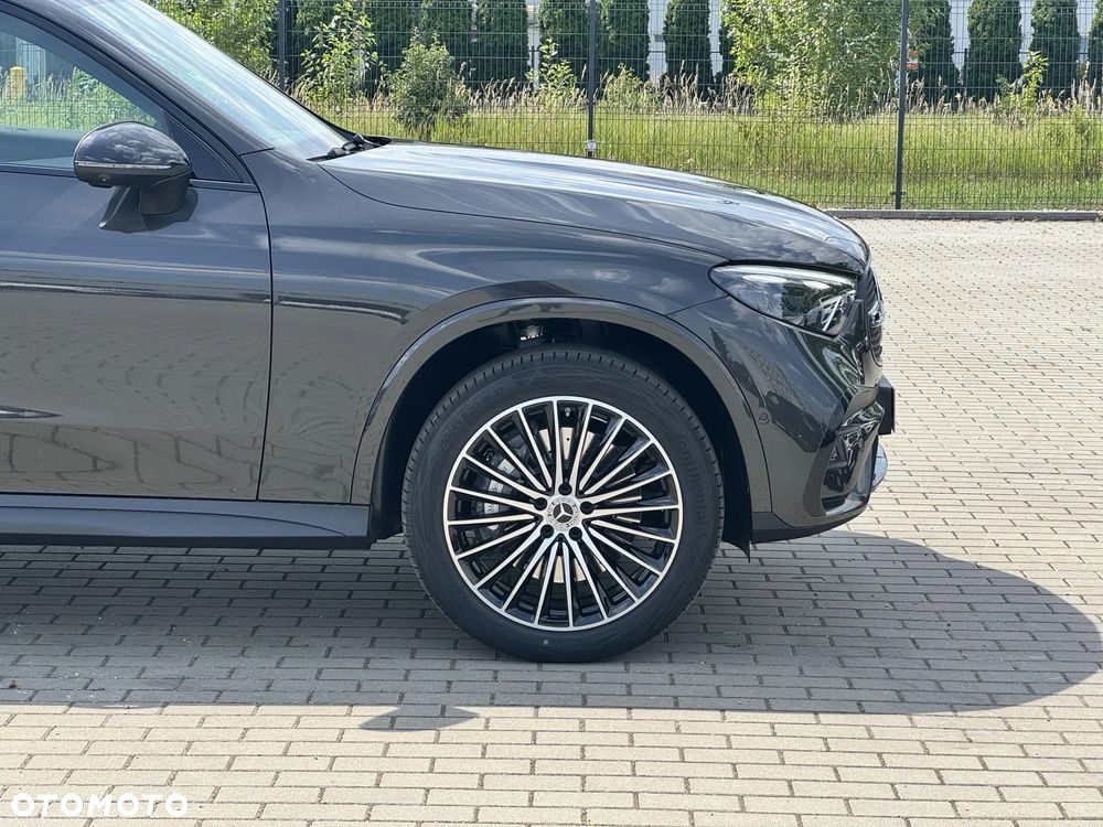 Mercedes-Benz GLC 300 e PHEV 4-Matic AMG Line - 8