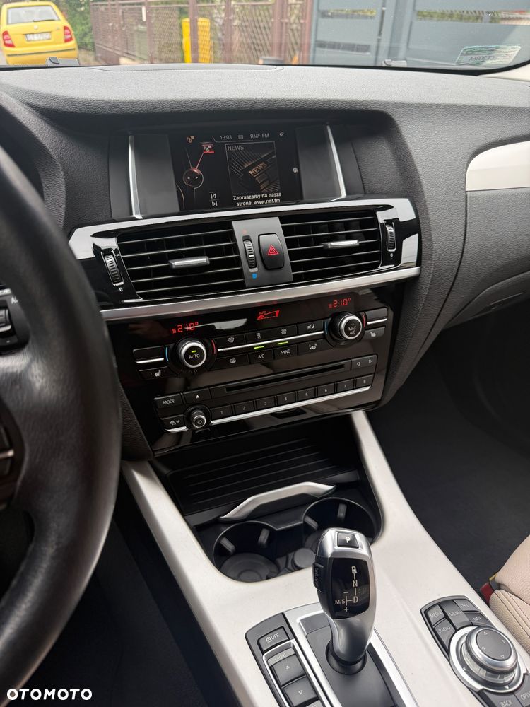 BMW X3 xDrive20d - 12