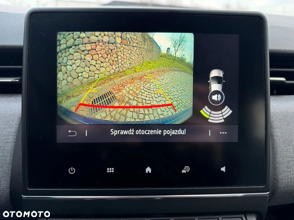 Renault Clio 1.0 TCe Evolution - 10