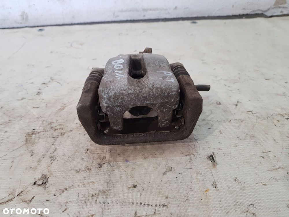 zacisk hamulcowy prawy tył fiat 500l 1.3d 12r- - 3