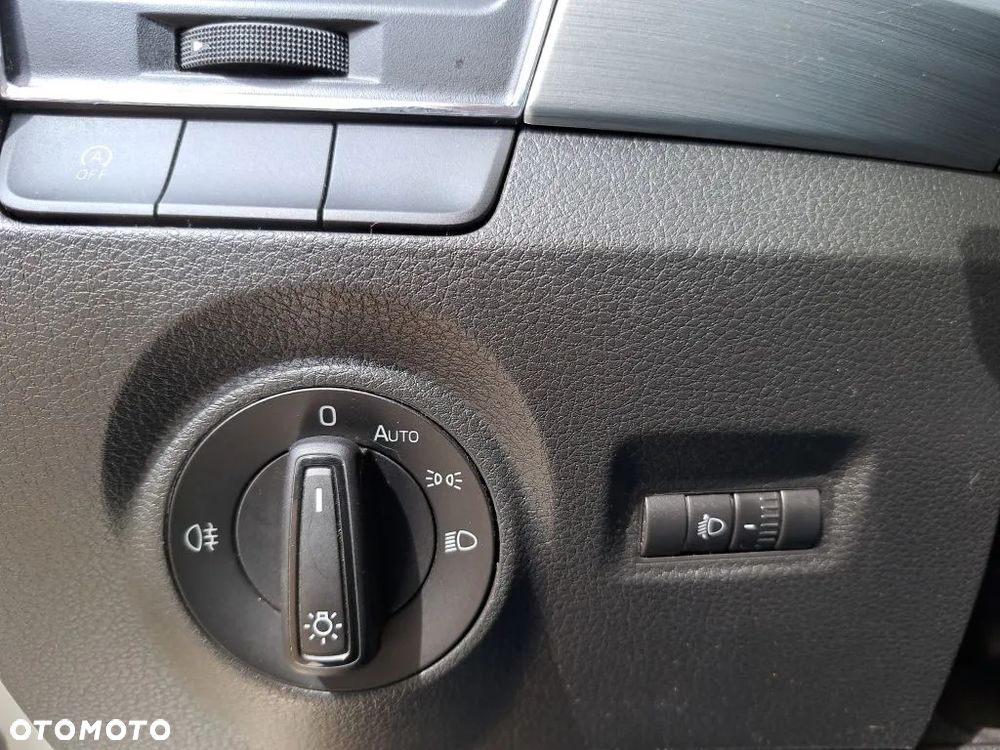 Skoda Fabia 1.0 TSI Ambition - 19