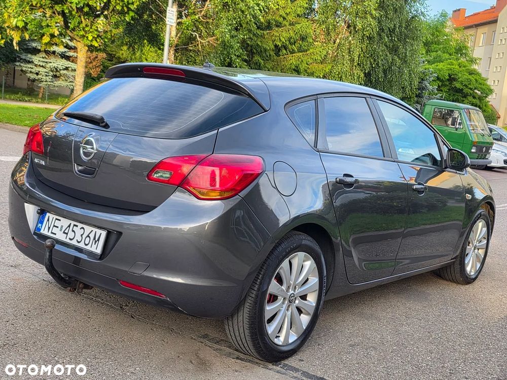 Opel Astra 1.4 Essentia - 5