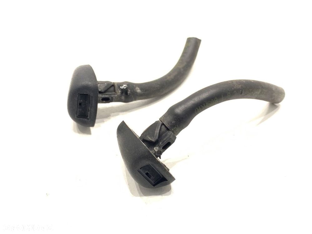 DYSZE SPRYSKIWACZY  PEUGEOT 3008 nadwozie wielkoprzestrzenne (MPV) (0U_) 2009 - 2017 1.6 HDi 82 kW - 1