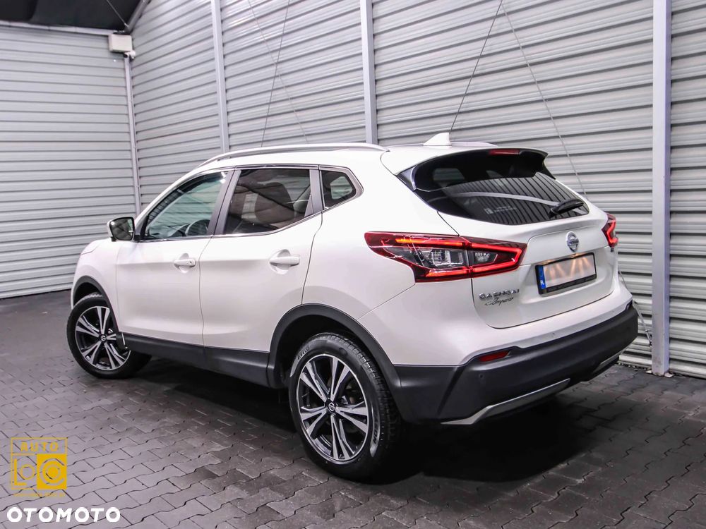 Nissan Qashqai 1.3 DIG-T N-Connecta DCT - 4
