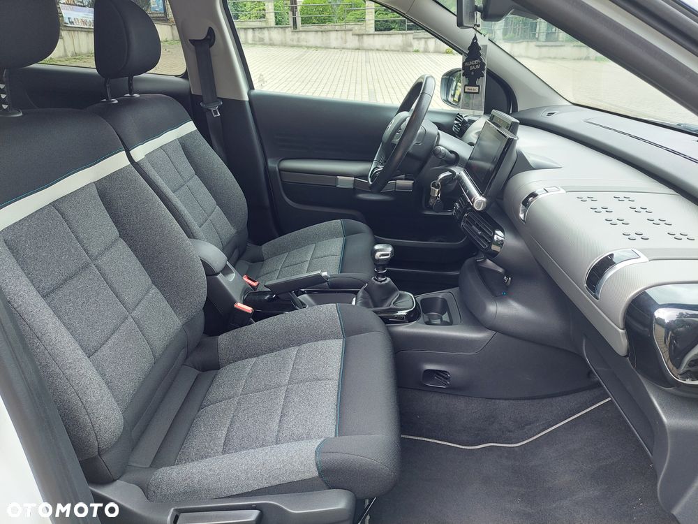 Citroën C4 Cactus 1.2 PureTech Shine S&S - 13