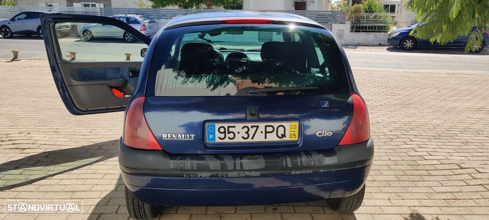 Renault Clio 1.2 MTV - 11