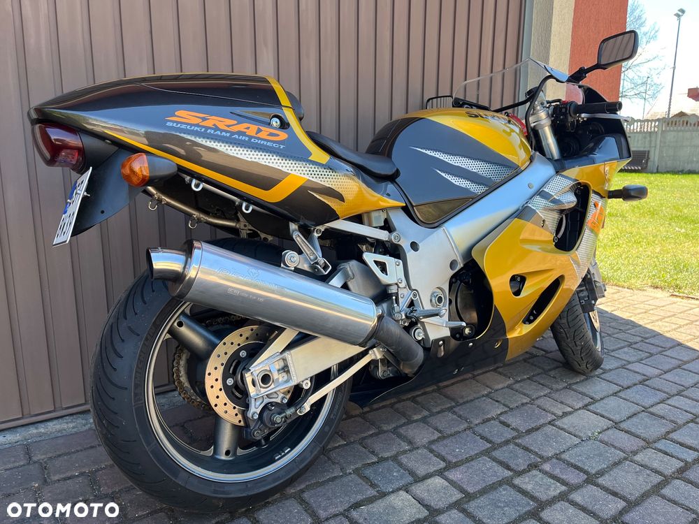Suzuki GSX-R - 3