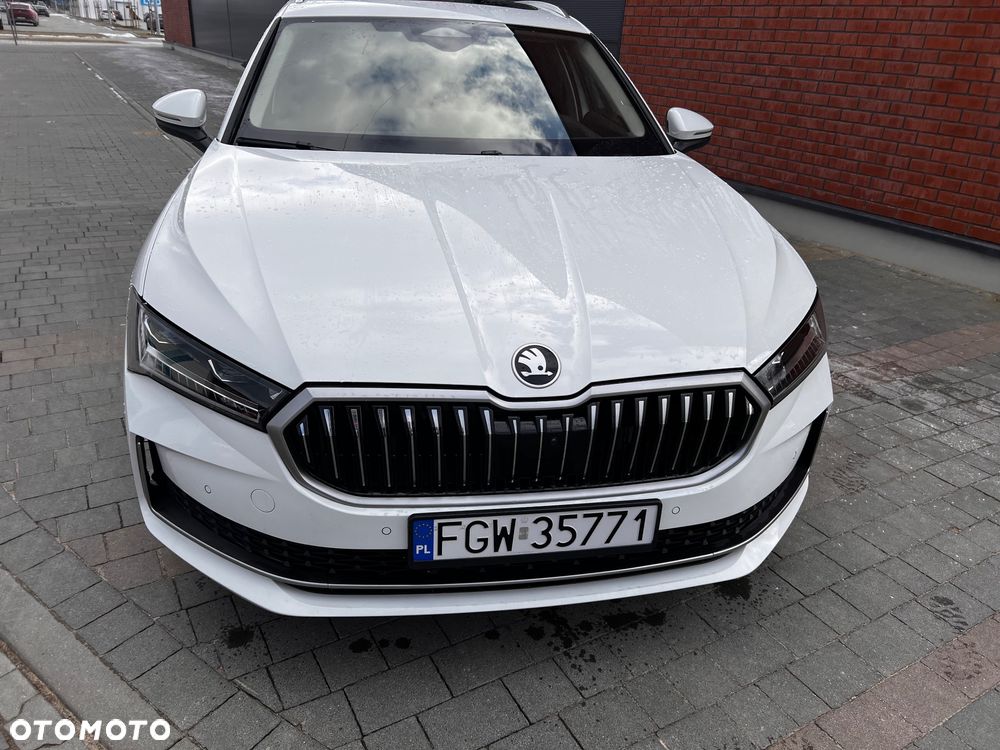 Skoda Superb 1.5 TSI DSG L&K - 4