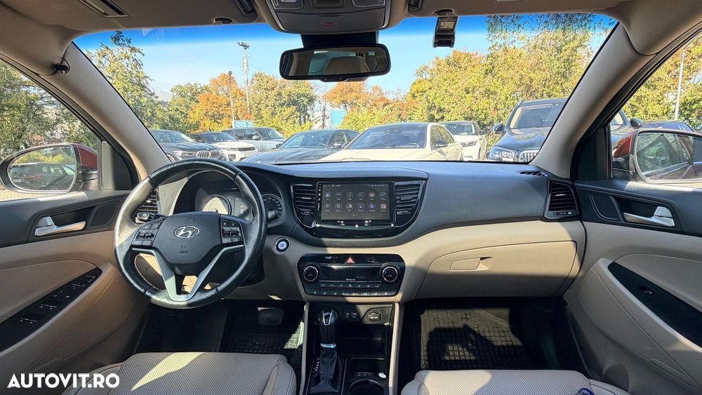 Hyundai Tucson - 11