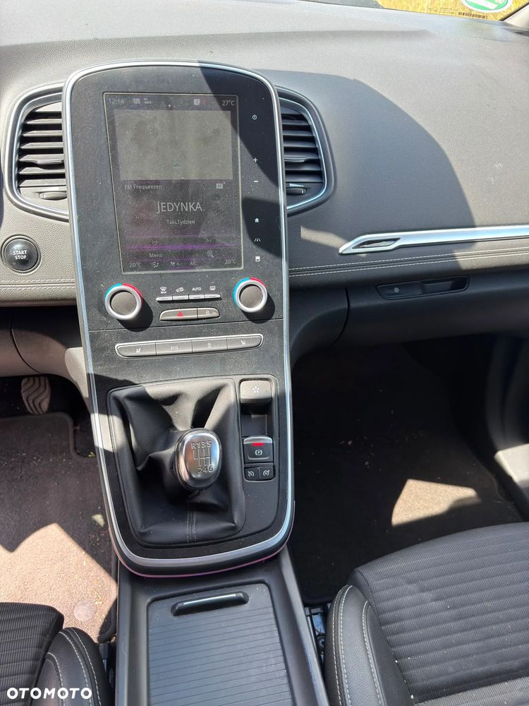 Renault Scenic - 15