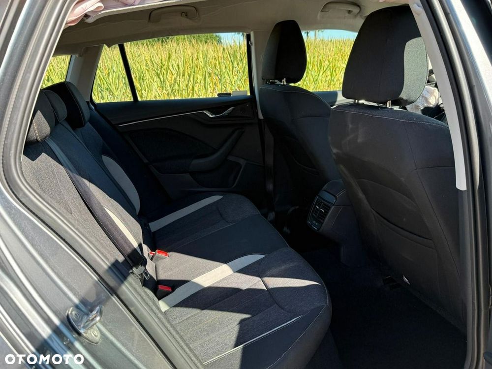 Skoda Kamiq 1.0 TSI Style DSG - 20
