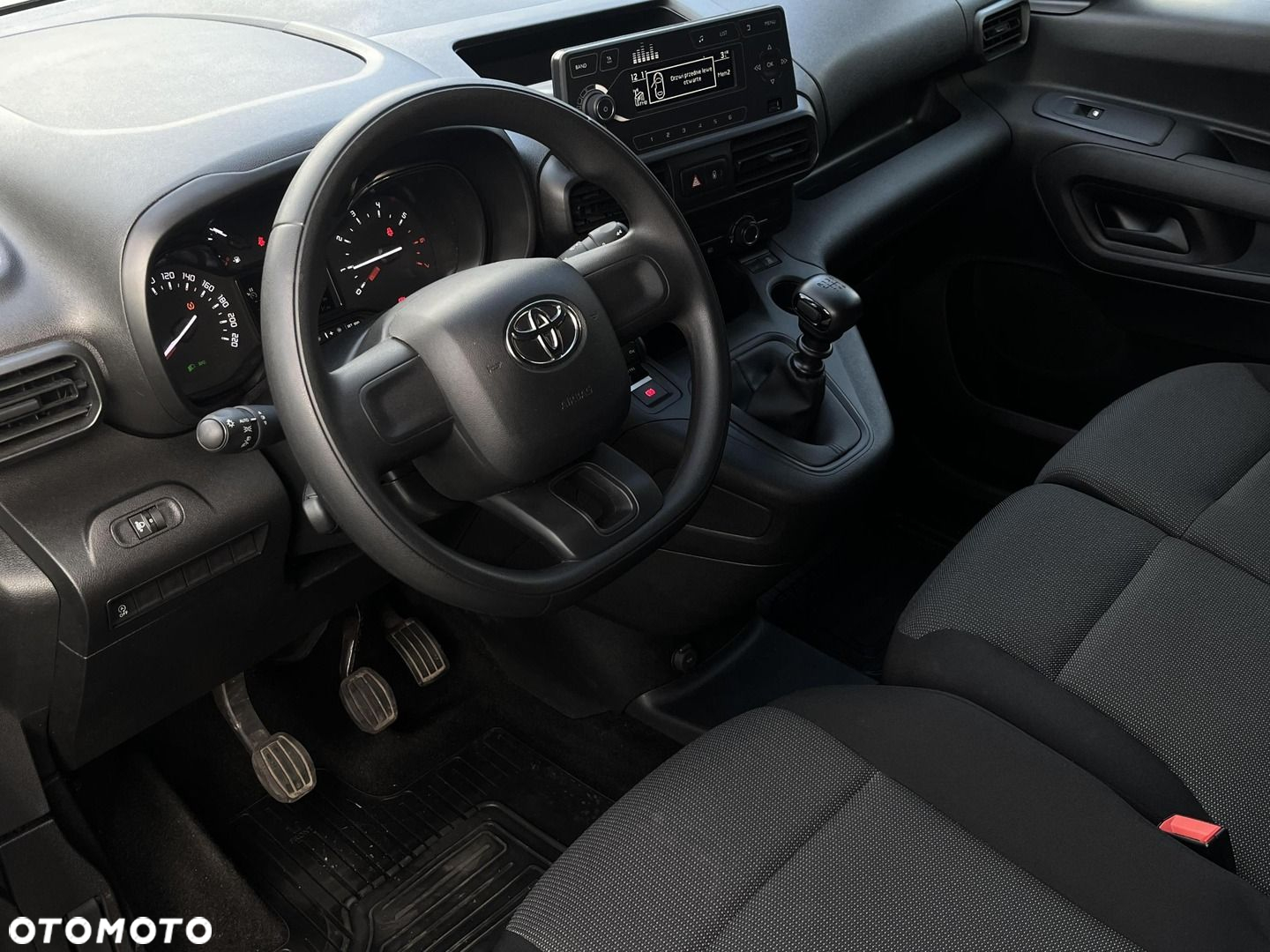 Toyota PROACE CITY - 11