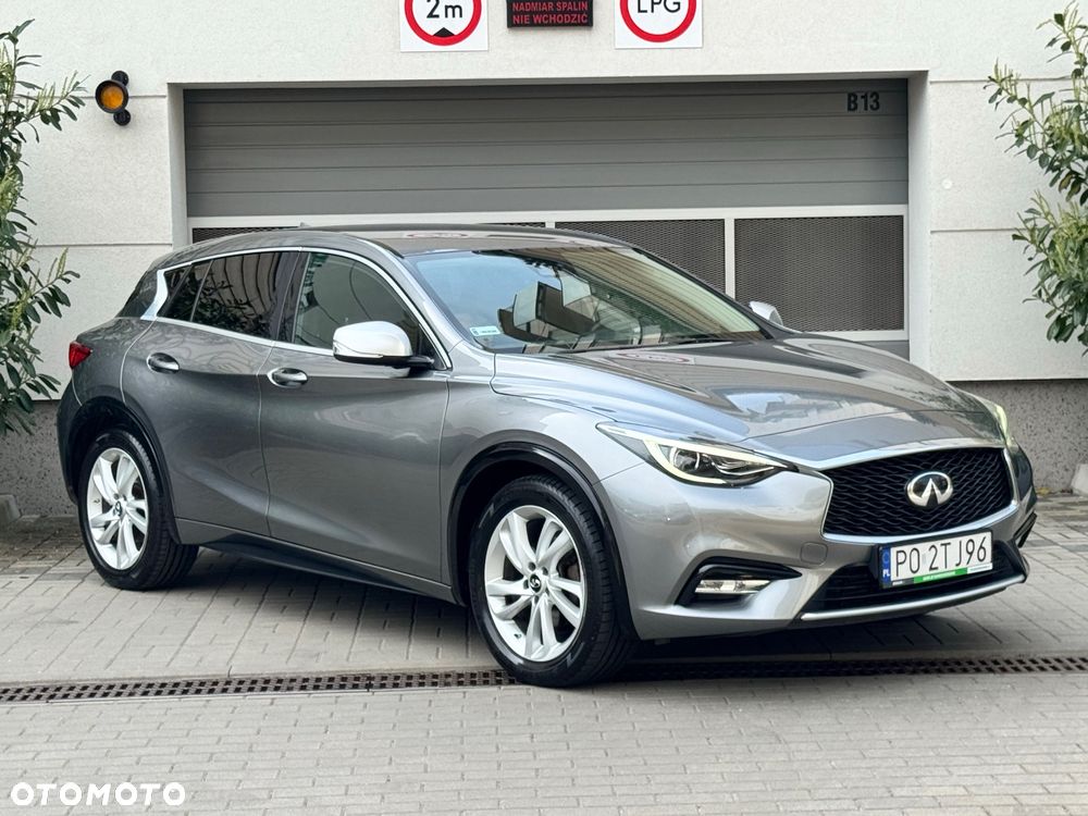 Infiniti Q30 1.5d Premium - 16