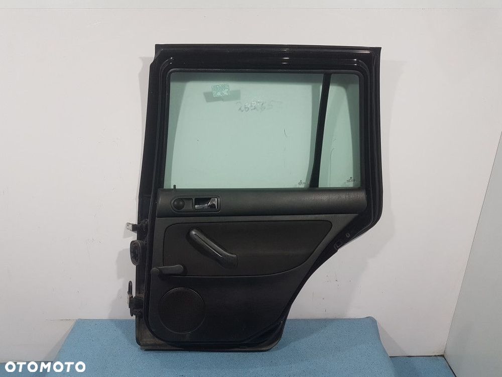 VOLKSWAGEN GOLF IV KOMBI 1.9 TDI DRZWI TYŁ PRAWE T4W - 8