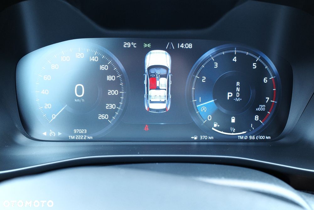 Volvo XC 40 B4 B AWD R-Design - 8