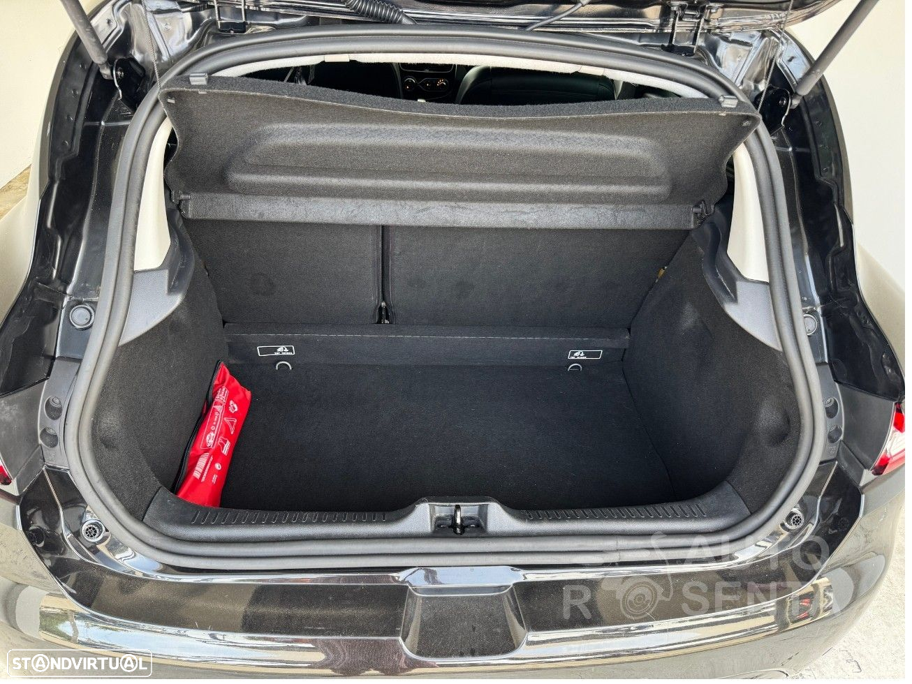 Renault Clio - 8