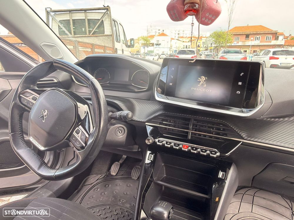 Peugeot 2008 1.2 PureTech Active - 8