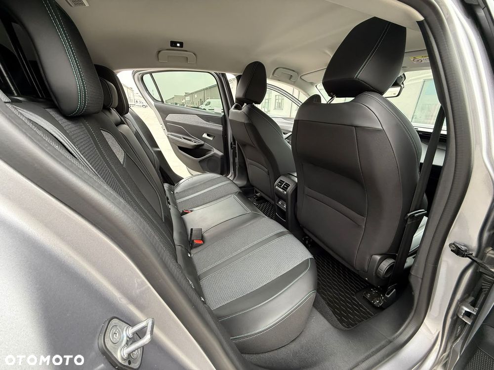 Peugeot 308 1.2 PureTech Allure Pack S&S EAT8 - 25