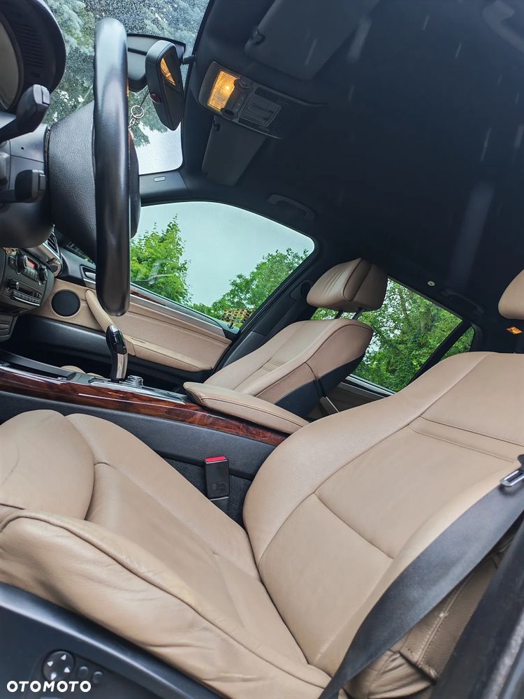 BMW X5 - 12