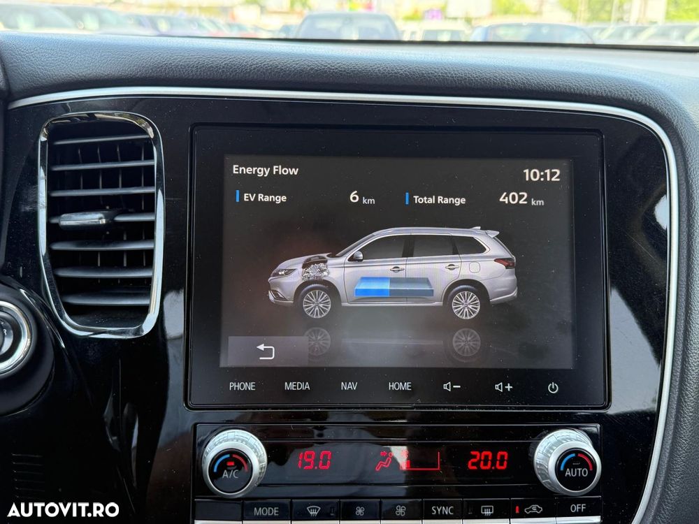 Mitsubishi Outlander 2.0L AS&G CVT Instyle - 12