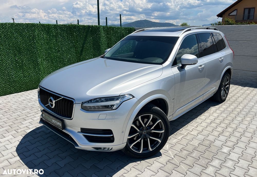 Volvo XC 90 D5 AWD Momentum - 1