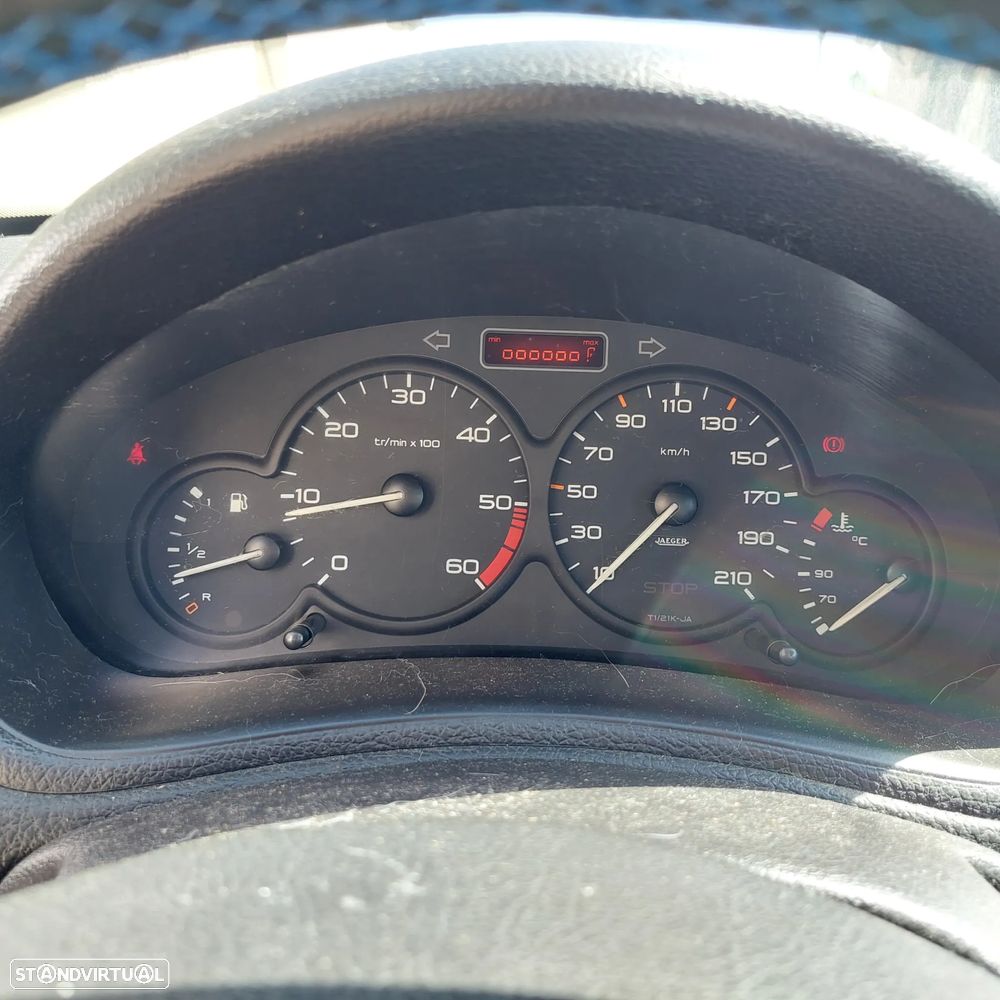 Peugeot 206 - 7