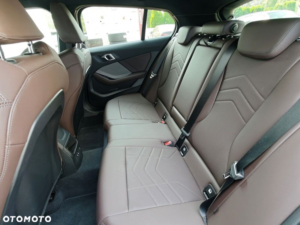 BMW Seria 1 - 10