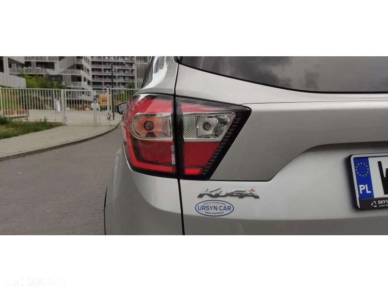 Ford Kuga 2.0 TDCi AWD Titanium - 25