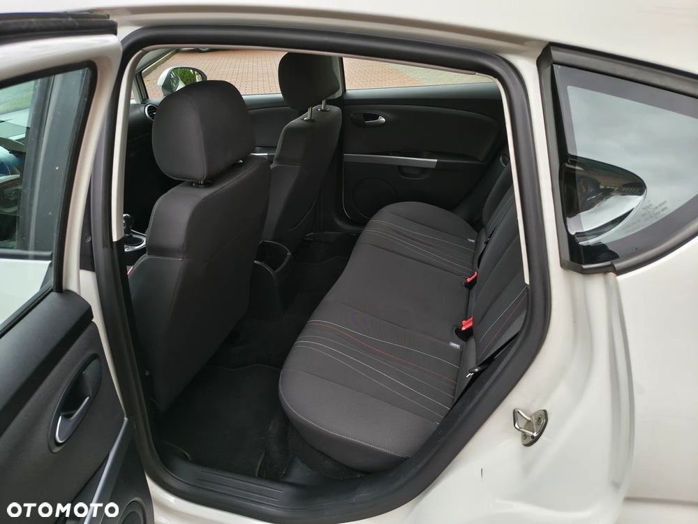 Seat Leon 1.6 TDI DPF DSG Style Copa - 9