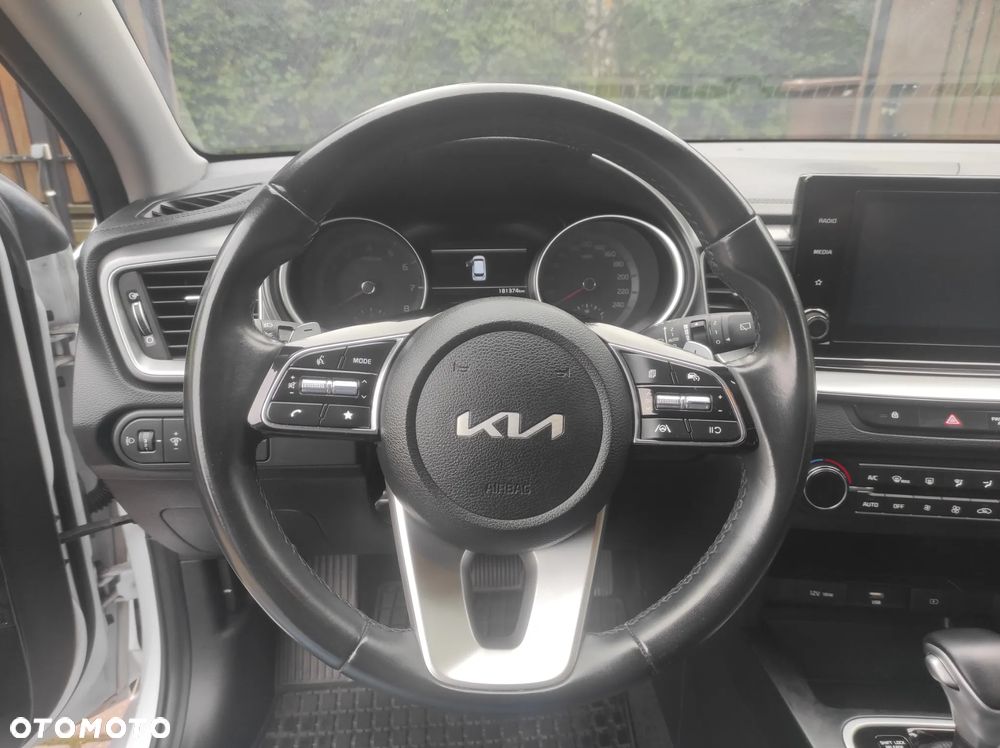 Kia Ceed 1.5 T-GDI M DCT - 19