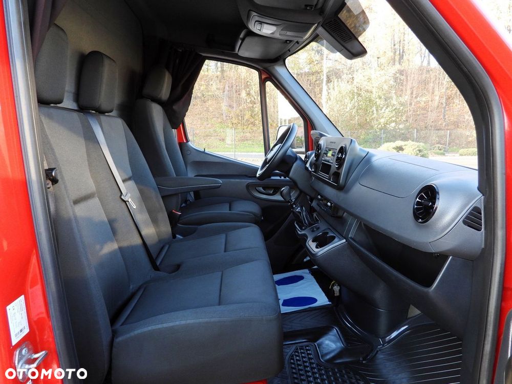 Mercedes-Benz SPRINTER 316 PLANDEKA WINDA 8 PALET WEBASTO TEMPOMAT KLIMATYZACJA  160KM - 38