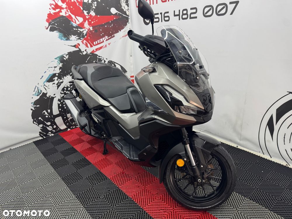 Honda ADV350 - 3