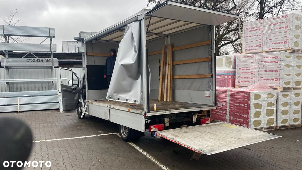 Mercedes-Benz Sprinter - 16