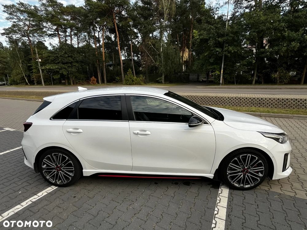 Kia Ceed - 12