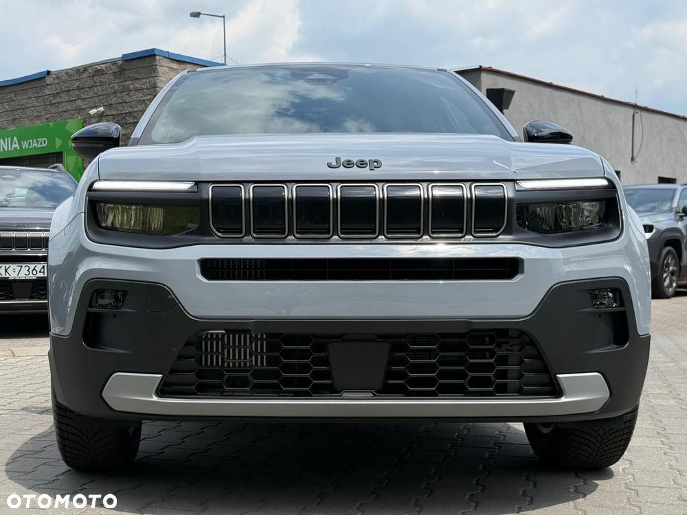 Jeep Avenger 1.2 T3 mHEV Black Edition FWD eDCT6 - 3