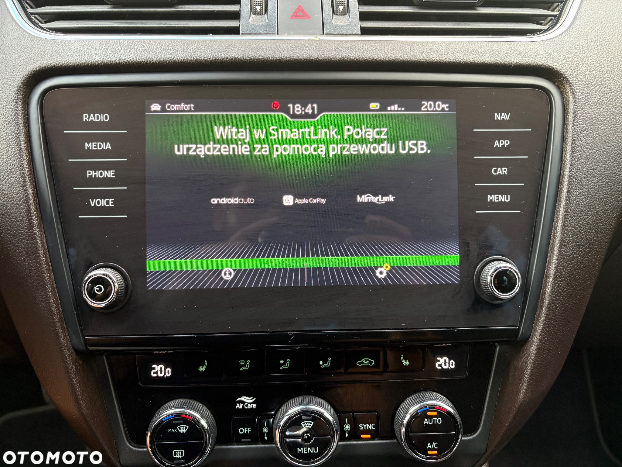 Skoda Octavia 2.0 TSI L&K DSG - 23