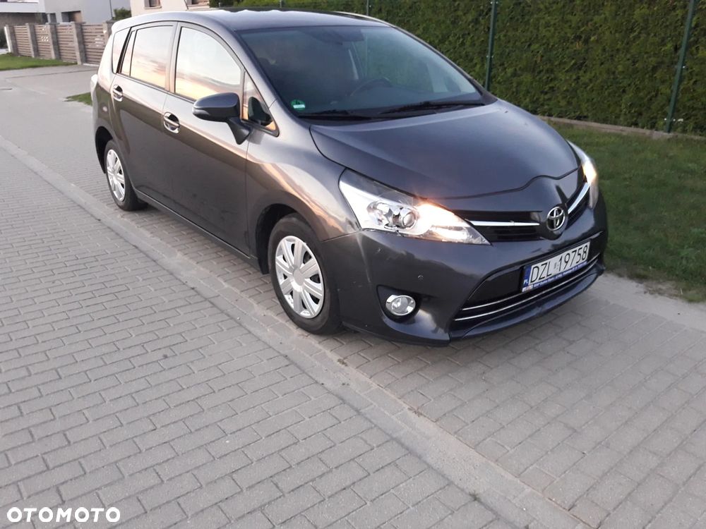 Toyota Verso 2.0 D-4D Active 7os - 8