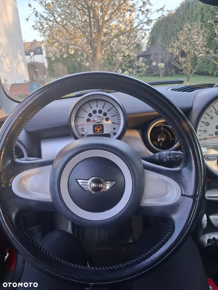 MINI Cooper Standard - 10