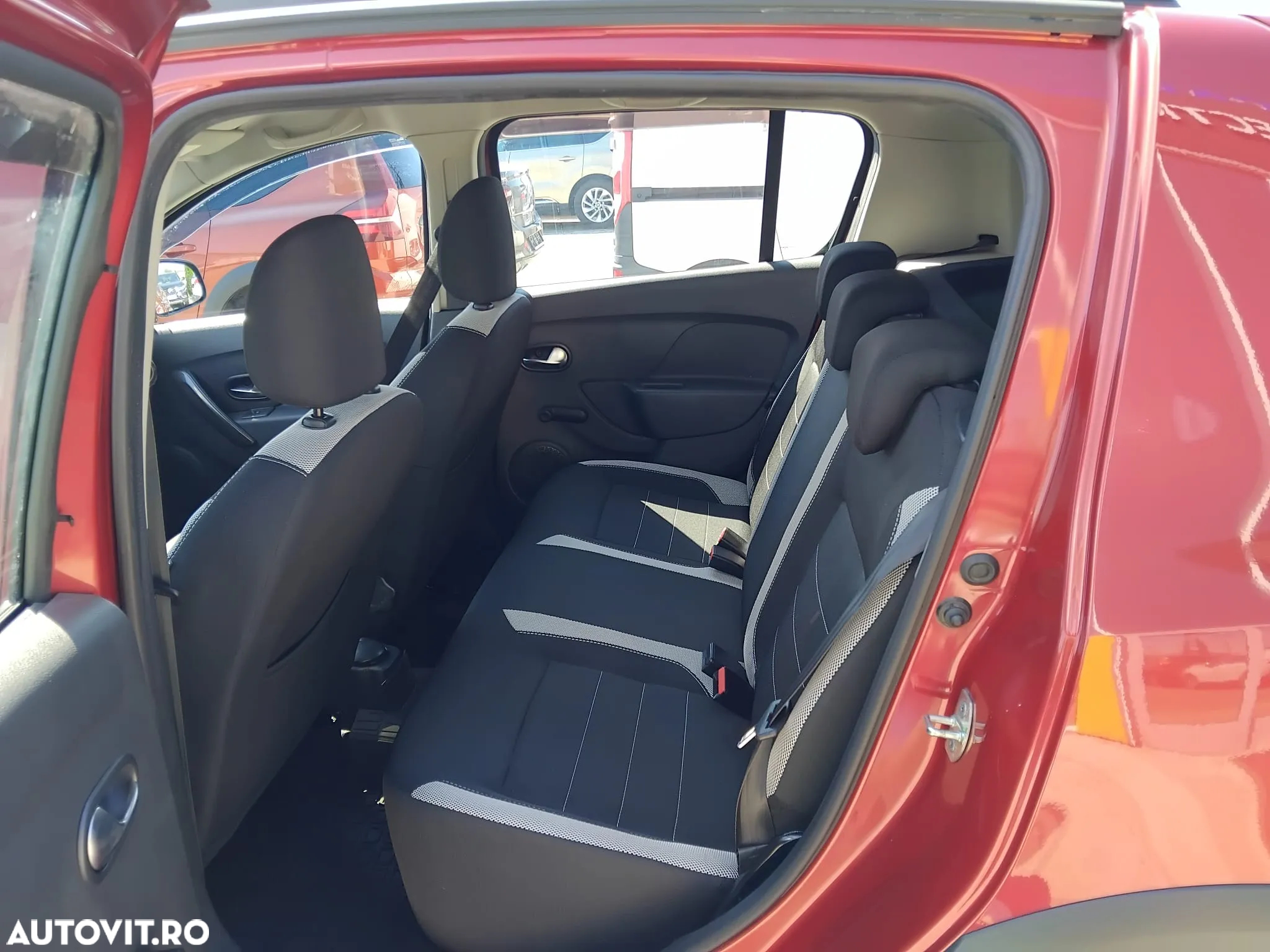 Dacia Sandero Stepway ECO-G 100 MT6 Comfort - 6