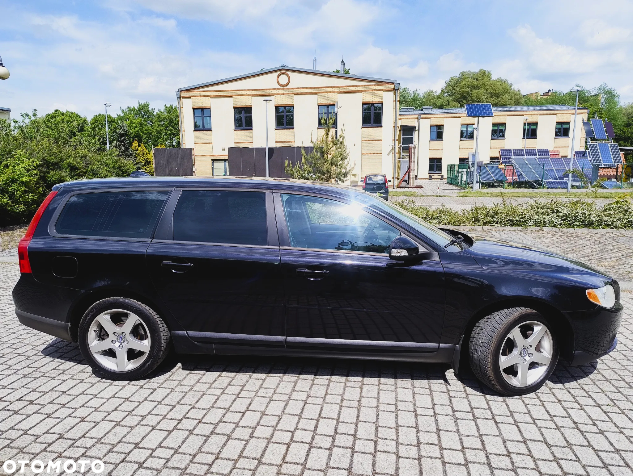 Volvo V70 2.5T Summum - 2