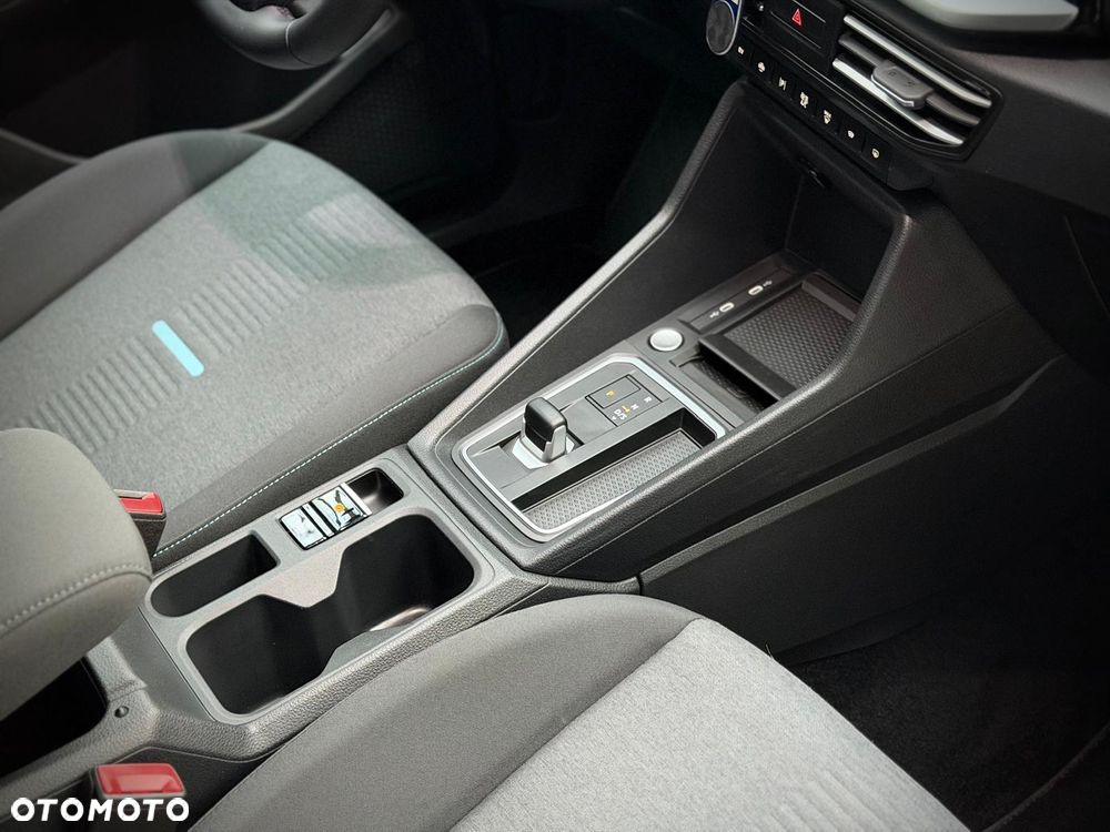 Ford Tourneo Connect Grand - 34