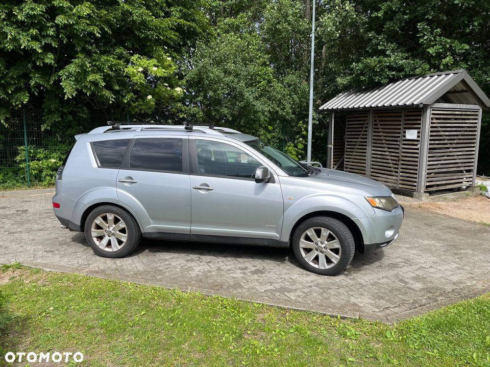 Mitsubishi Outlander 2.2 DI-D 4WD Intense - 4