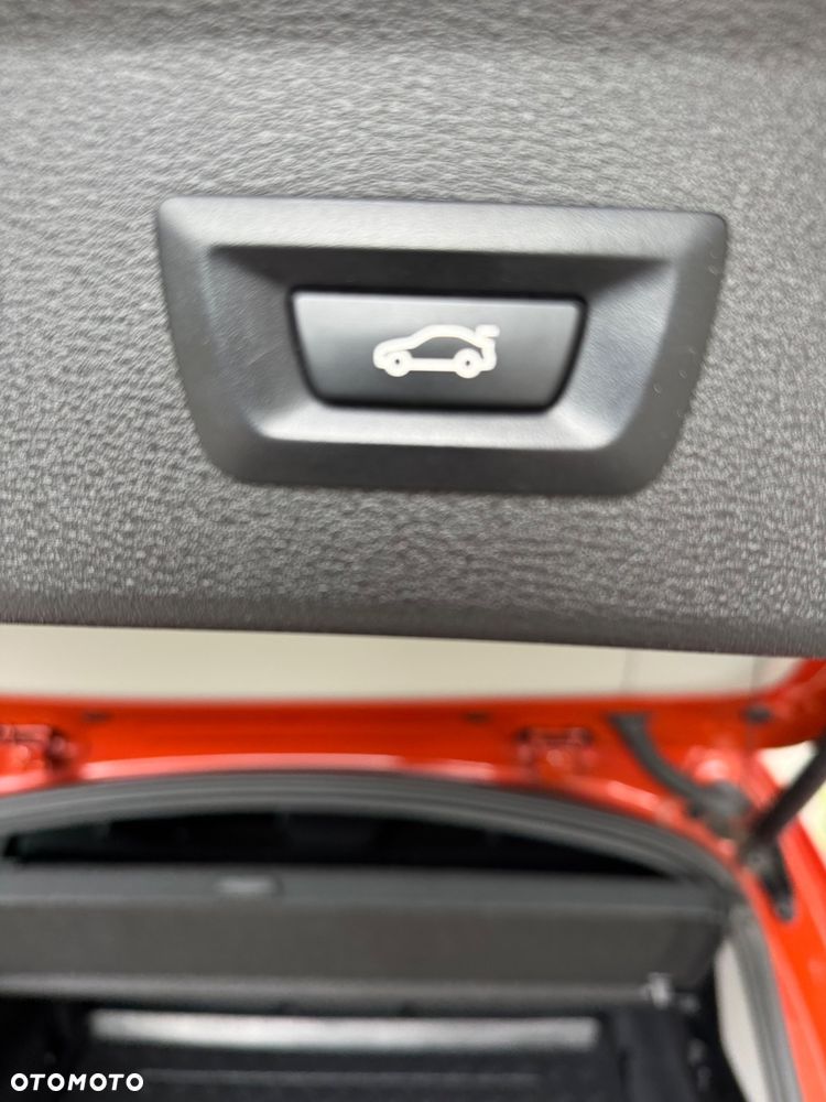 BMW X1 sDrive18i Advantage - 22