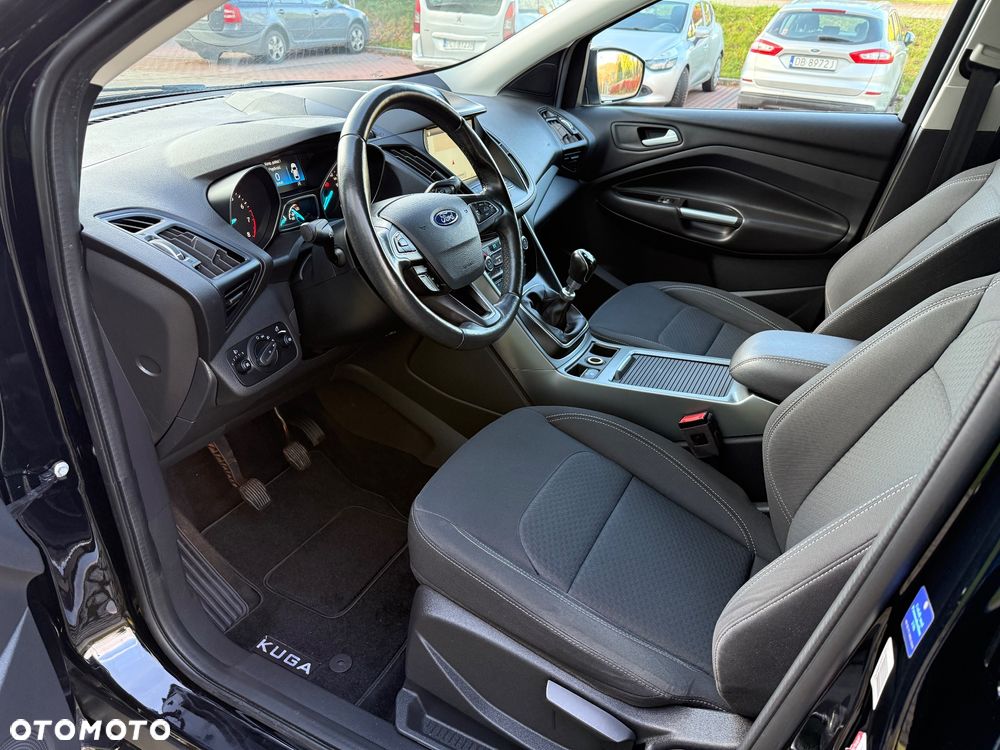 Ford Kuga 1.5 EcoBoost 2x4 Titanium - 9
