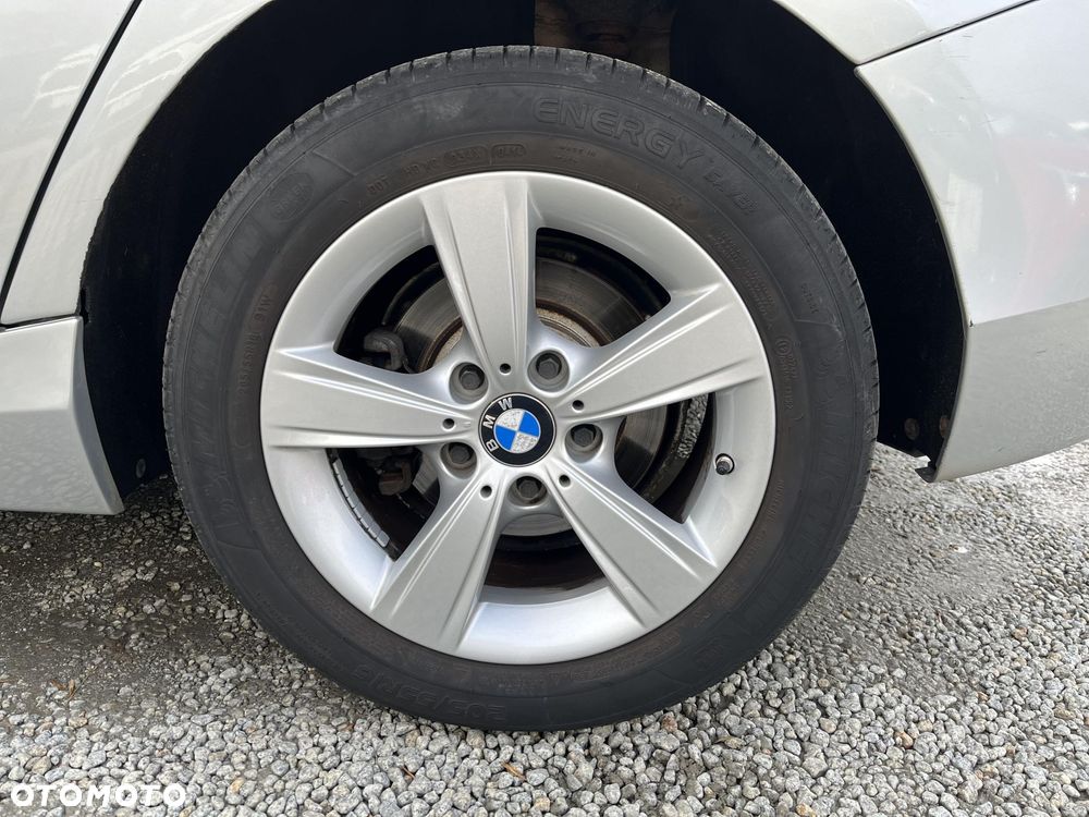 BMW Seria 1 - 19